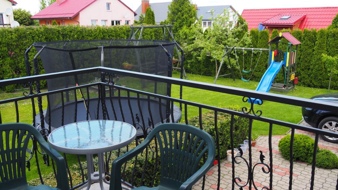 Pokoje Zabi Staw Mikołajki Exteriör bild
