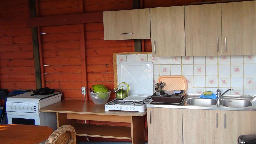 Pokoje Zabi Staw Mikołajki Exteriör bild