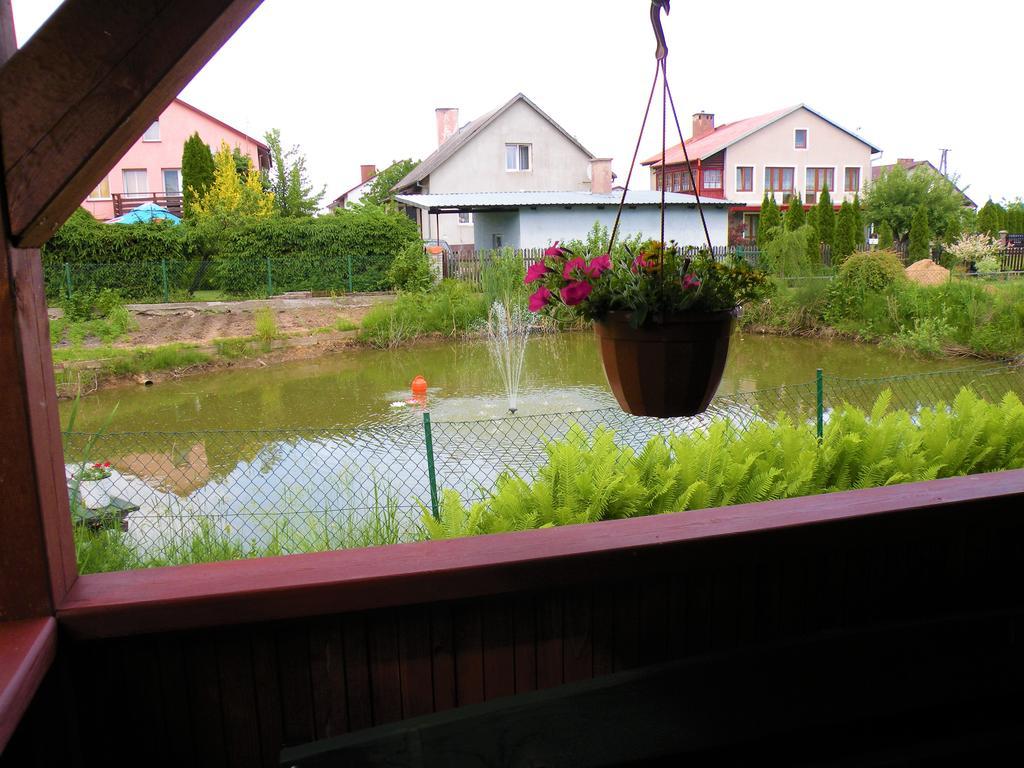 Pokoje Zabi Staw Mikołajki Exteriör bild